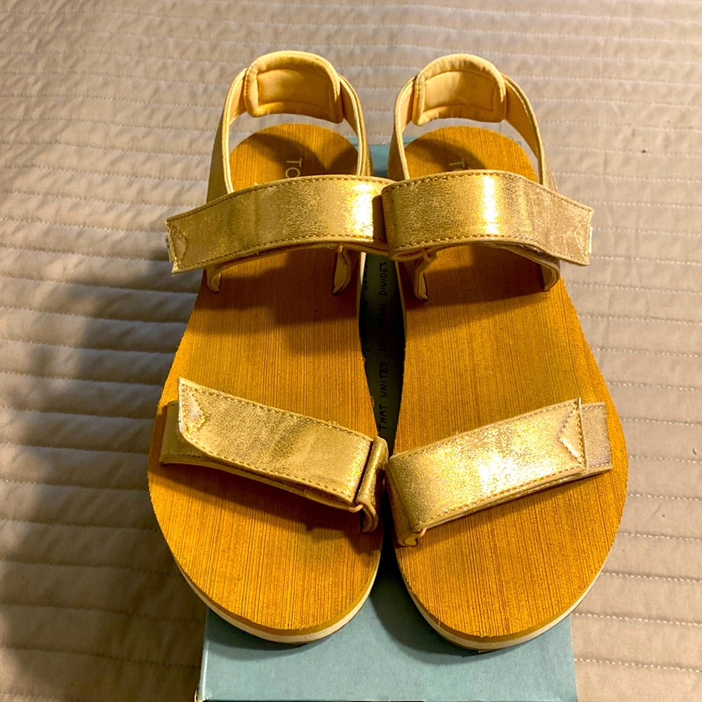 Rose gold Toms sandal